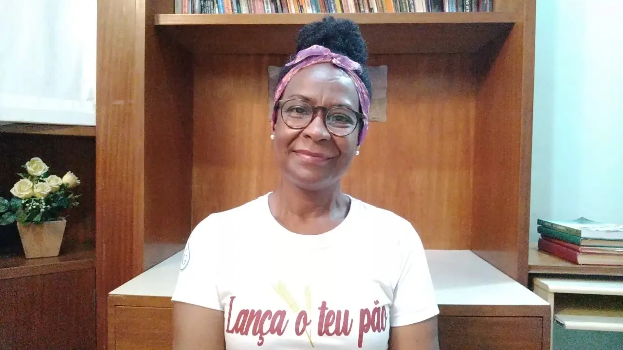 cantora-valquiria-gonzaga-post-jesus-diante-grande-sacerdote