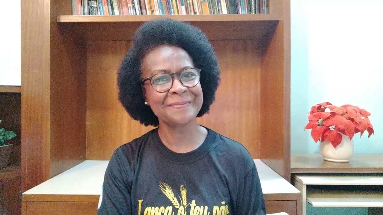 cantora-valquiria-gonzaga-post-sepultamento-jesus